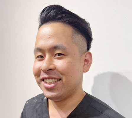 鈴木陵介先生｜登戸クローバー歯科・矯正歯科